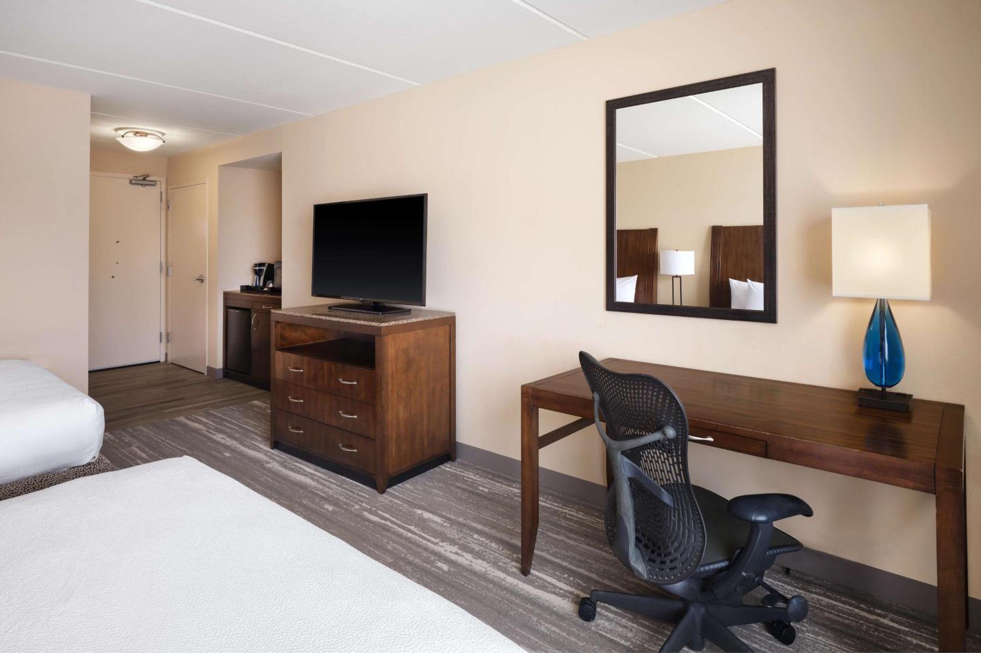 Hilton Garden Inn Houston/Bush Intercontinental Airport מראה חיצוני תמונה