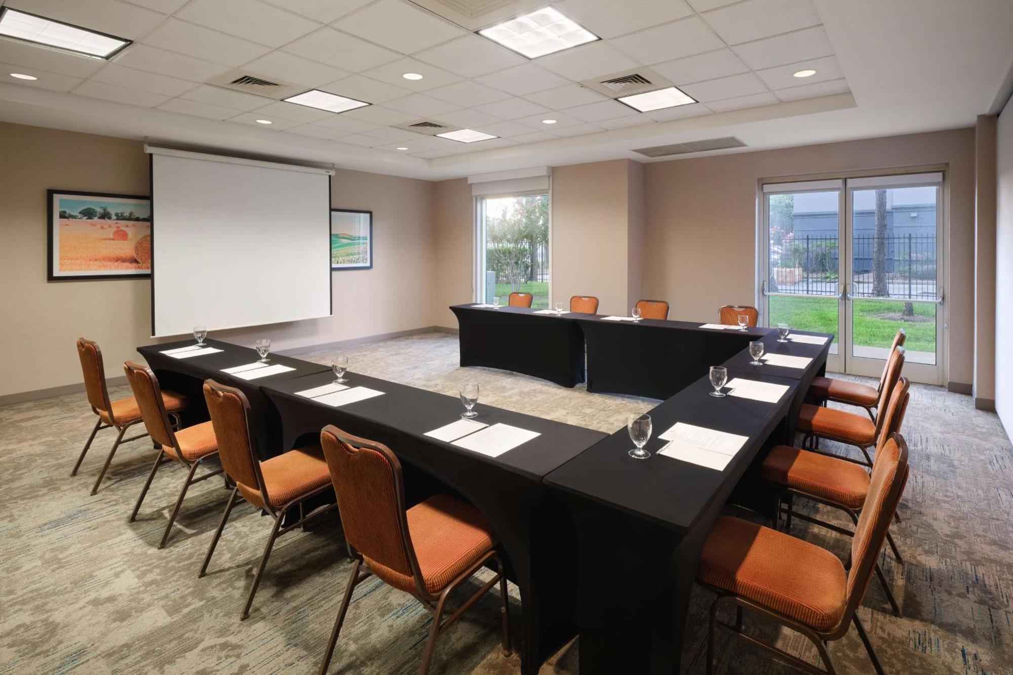 Hilton Garden Inn Houston/Bush Intercontinental Airport מראה חיצוני תמונה